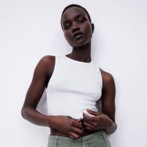 𝗡𝗪𝗧 𝗭𝗮𝗿𝗮 • High Neck Cropped Top Tonal Elastic Hem White M